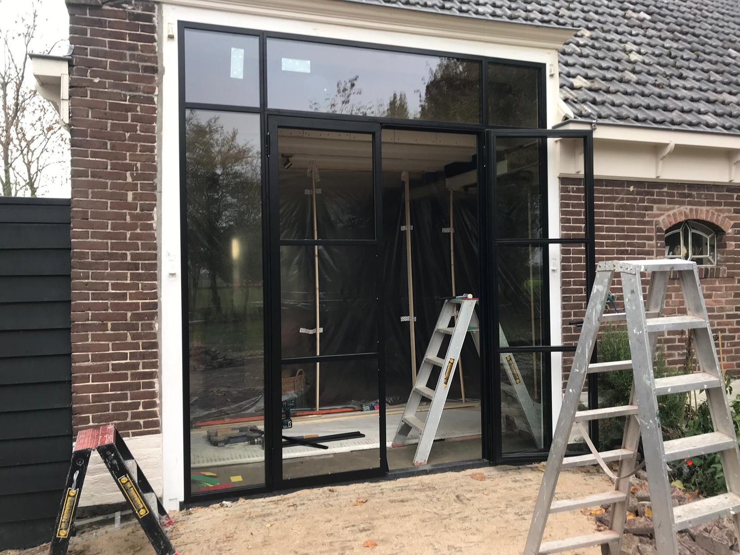 Deuren ramen en kozijnen - door timmerman UNI TIMMERWERKEN uit Schagen