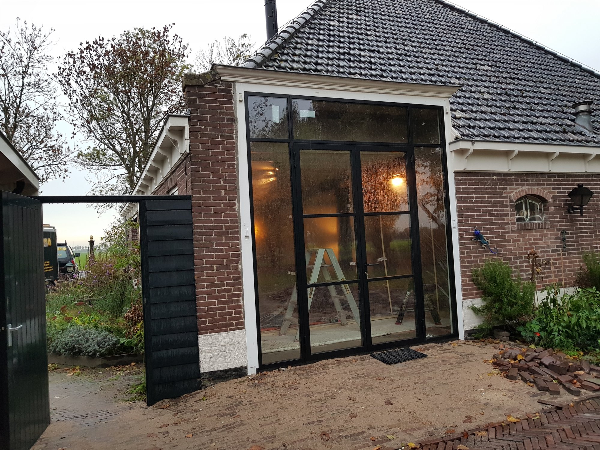 Deuren ramen en kozijnen - door timmerman UNI TIMMERWERKEN uit Schagen