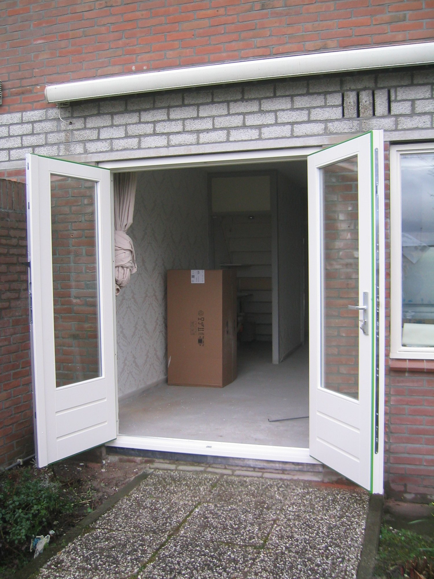 Deuren ramen en kozijnen - door timmerman UNI TIMMERWERKEN uit Schagen